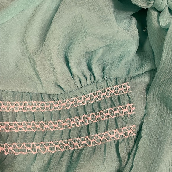 Very Cute Lolita Turquoise Top - Picture 2 of 6